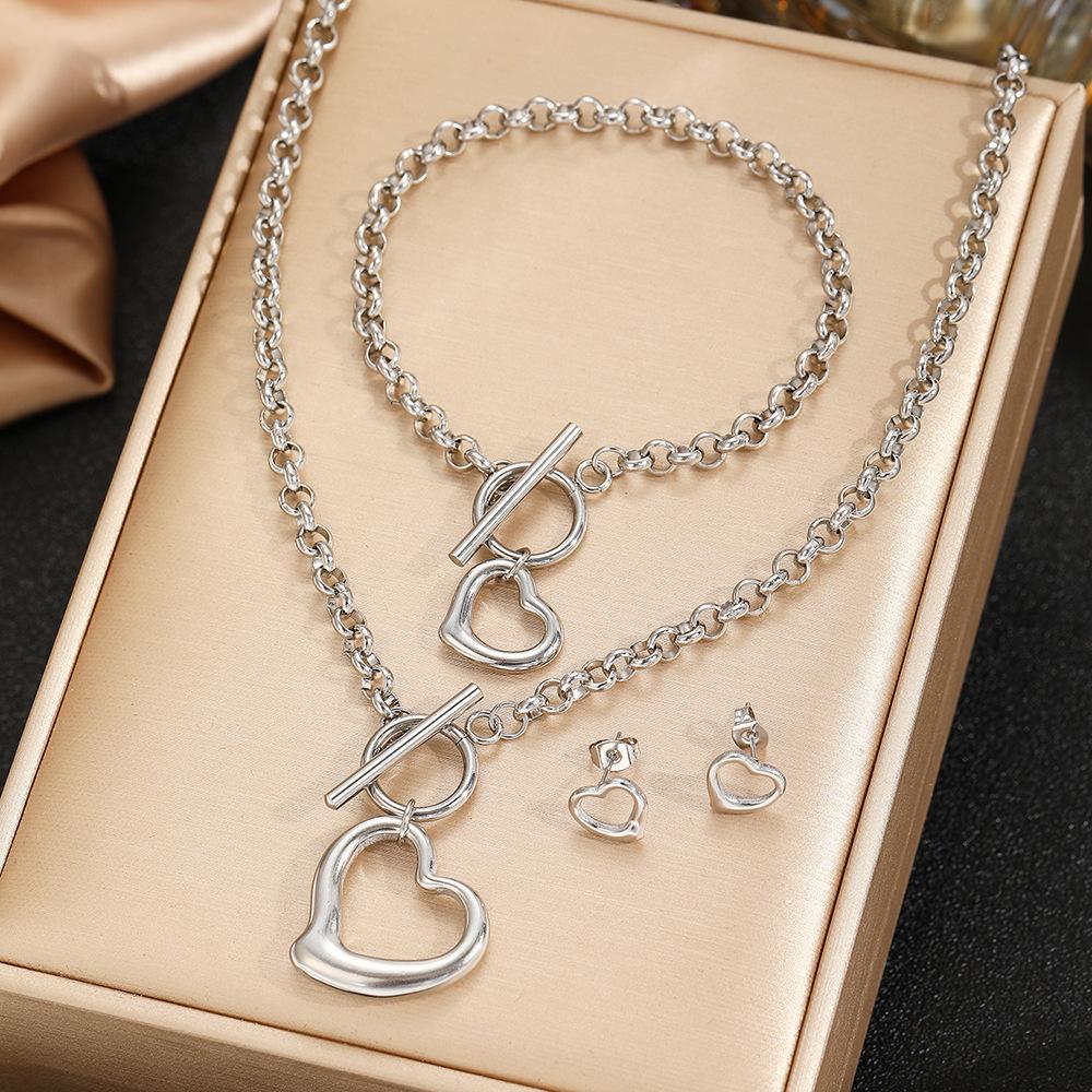 

Jewelry Set INS Exquisite Love Fashion Stainless Steel Bracelet Earrings Necklace Pendant Set Women s Daily Goods Party Favors