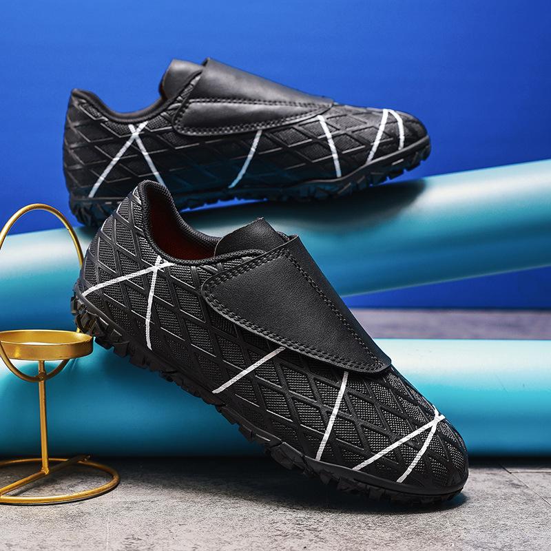 Kids Soccer Boots Low Top Velcro New Breathable Student Professional Training Sneakers Long Spike Soccer Boots