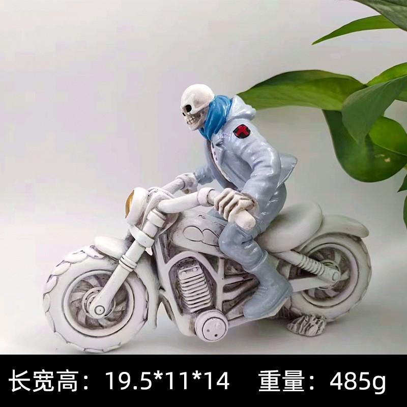 Unique Resin Skeleton Figurine Halloween Home Decor For Garden And Table Display