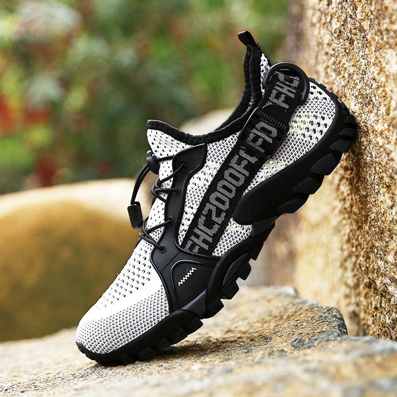 8220 Men's Women's Outdoor Hiking Off Road Walking Shoes Fly Weaving Breathable Mesh Mountaineering Sports Large Size