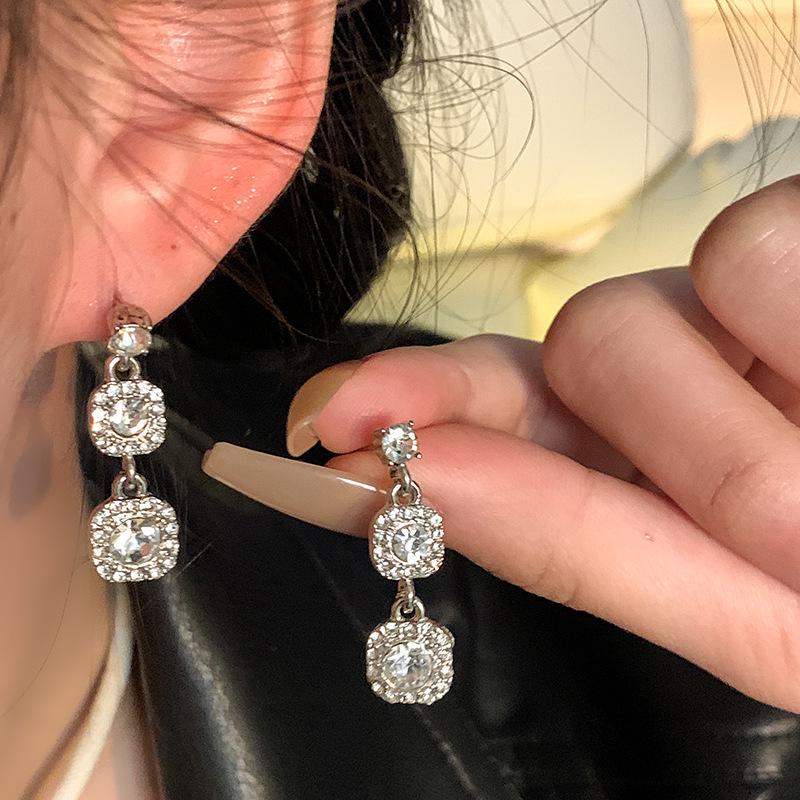 Korean-Style High-End Tassel Bow Earrings - Elegant Long Design for Women