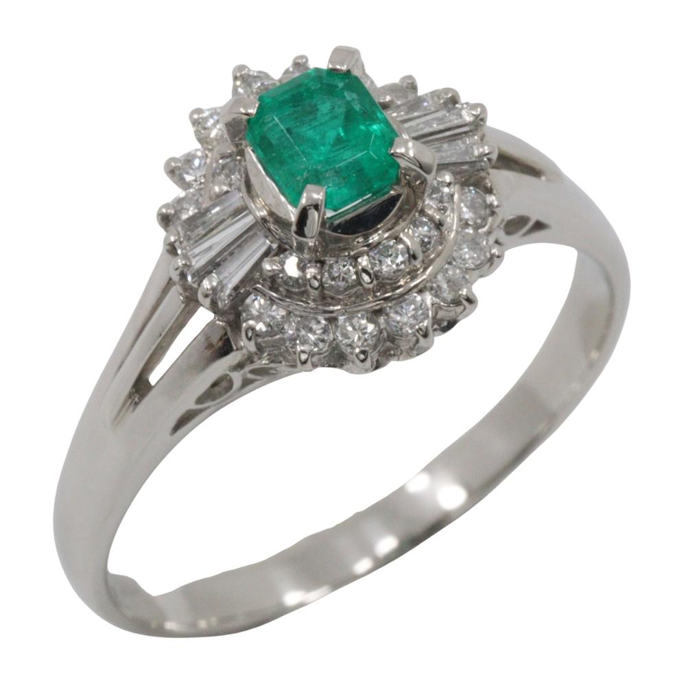 

Ring Pt900Platinum/Emerald/diamond #9.5(US Size) 5.8g Women Used