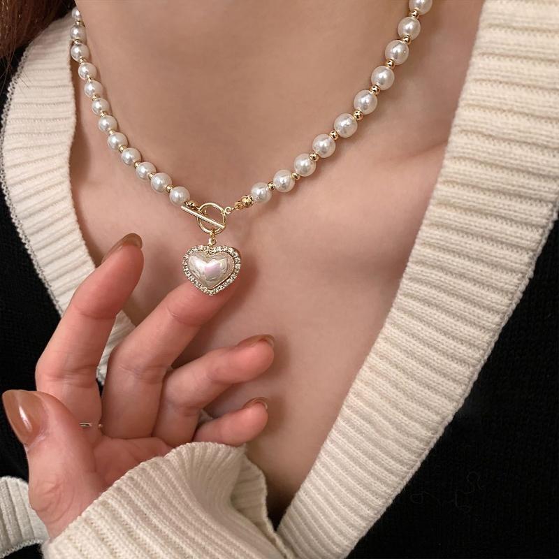Korean Necklaces Jewelry Female Niche Instagram Style Collarbone Chain Temperament Pearl Collar Love Pendant Color Protection