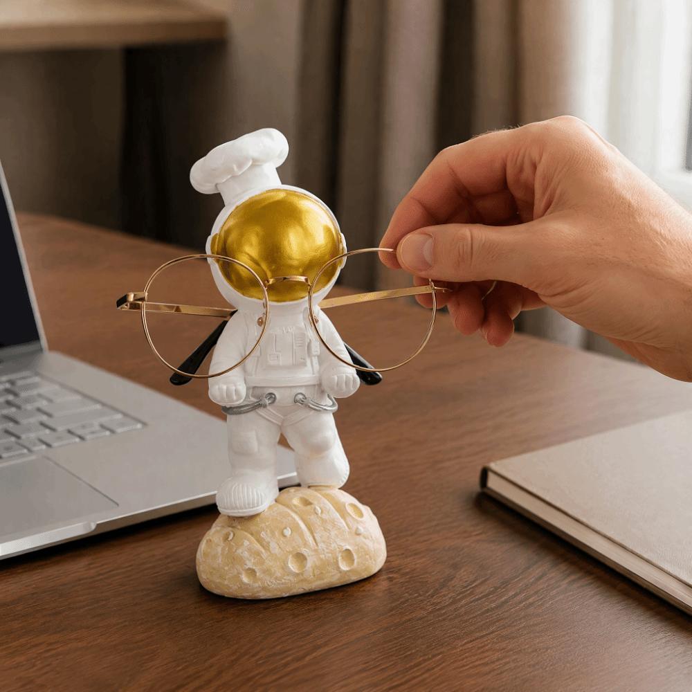 17*7cm Astronaut Glasses Holder Resin Creative Sculpture Stand For Nightstand