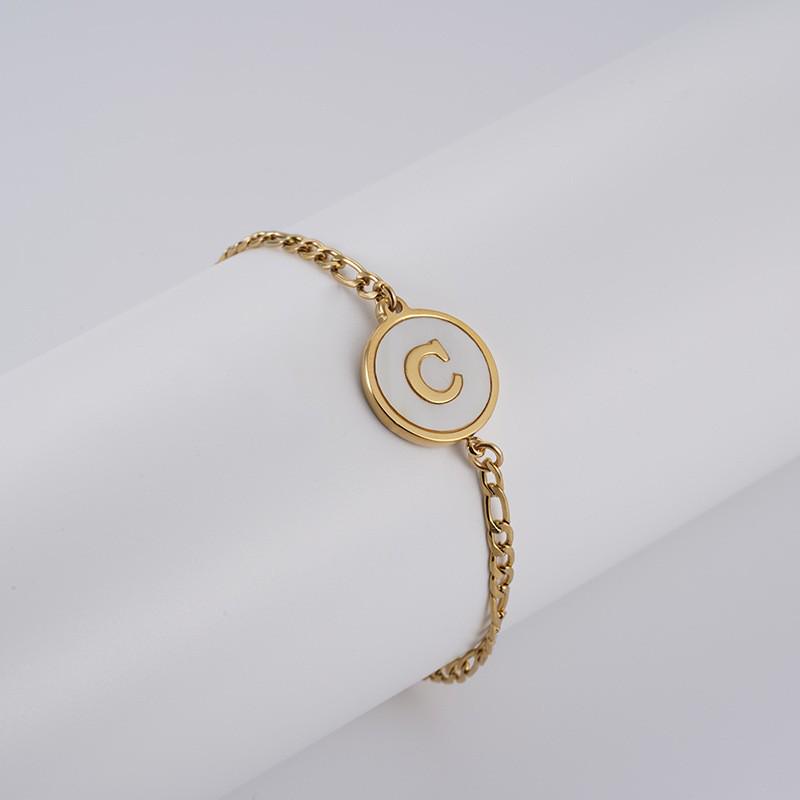 Pulsera Redonda de Acero Inoxidable 18K Europea con Letra para Mujer - Joyería de Mano Moderna y Elegante