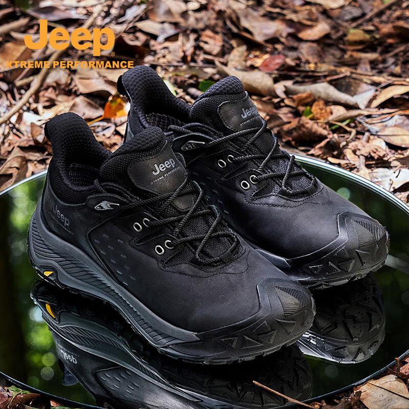 

Jeep Men s High-Top Cushioned Outdoor Shoes S