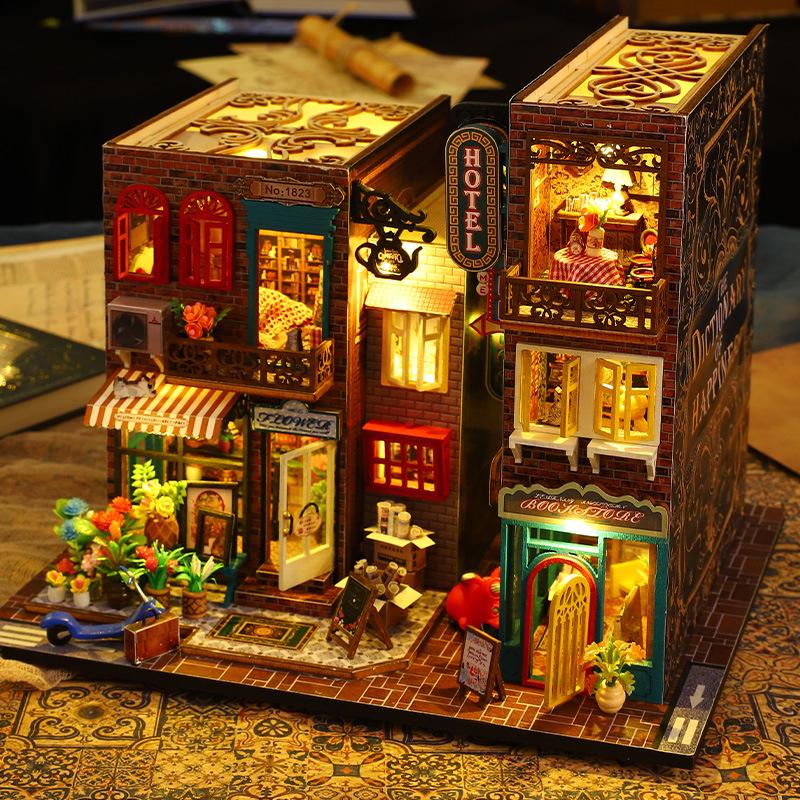 Scarborough 3D Puzzle Book Stand: DIY Micro House Model