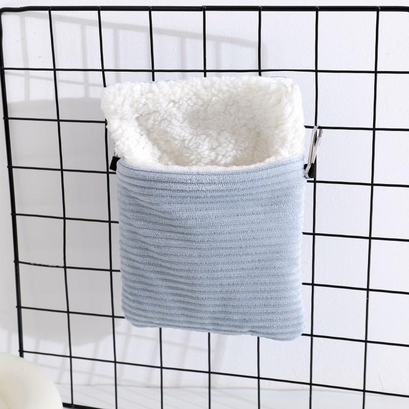 Winter Plush Cotton Nest: Cozy Hanging Bed for Sugar Gliders, Hamsters, and Flying Squirrels