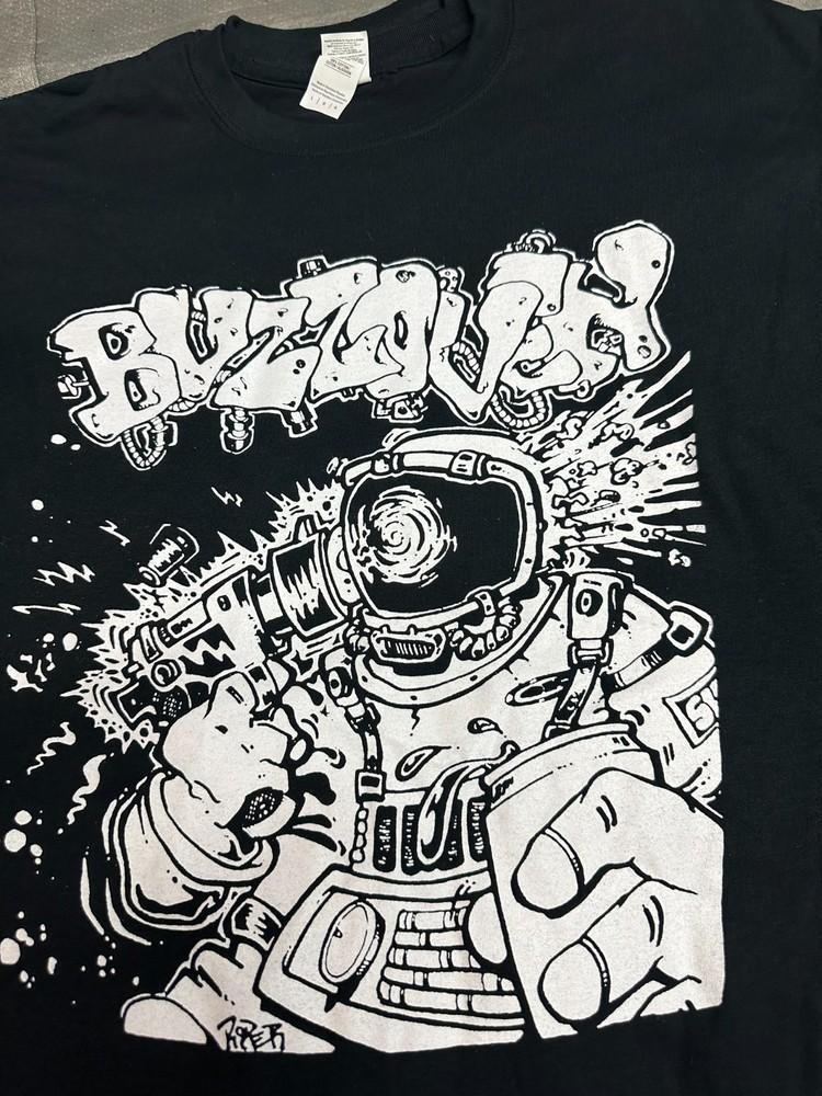 BUZZOVEN Spaceman Astronaut Band Music Concert Black T Shirt  Medium  M Unisex T-Shirt M