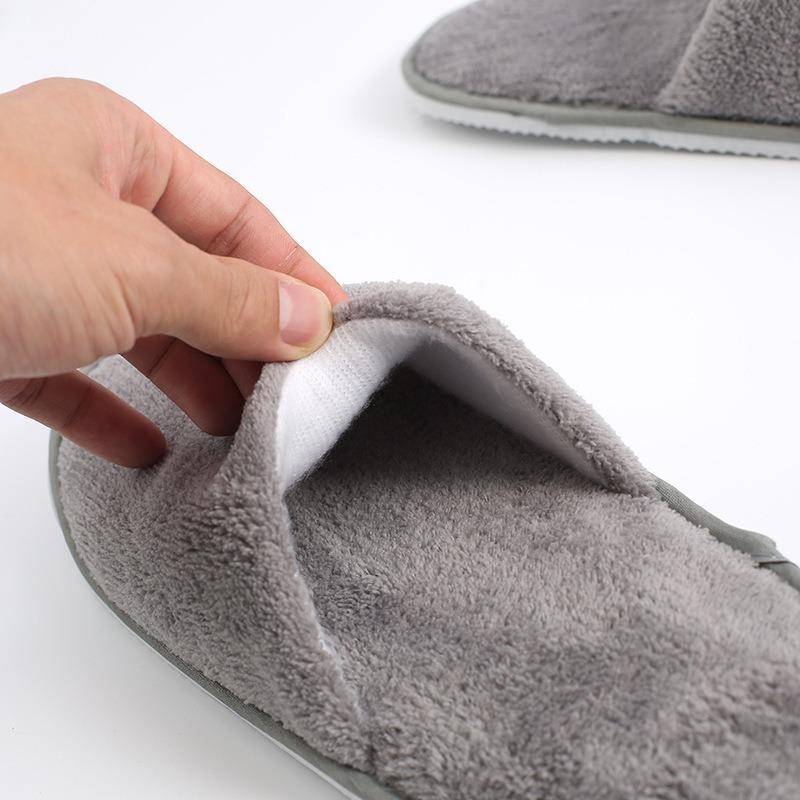 Disposable Slippers Hospitality Home Indoor Homestay Hotel Clubhouse Men's and Women's Coral Fleece Thickened Travel
