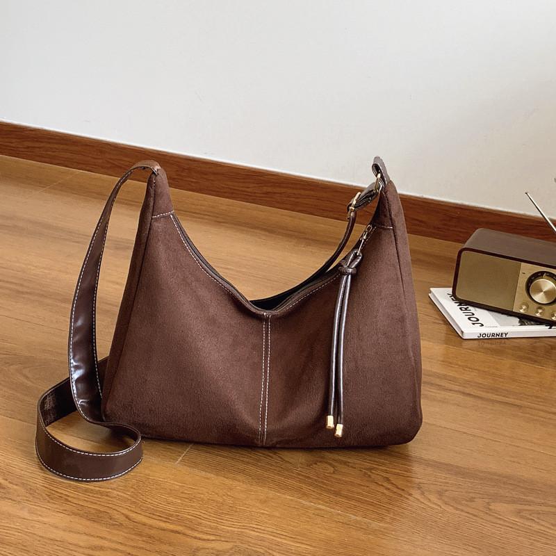 Fashionable Medium Size Pu Tote Bag For Women Unique Vintage Style With Zipper Closure