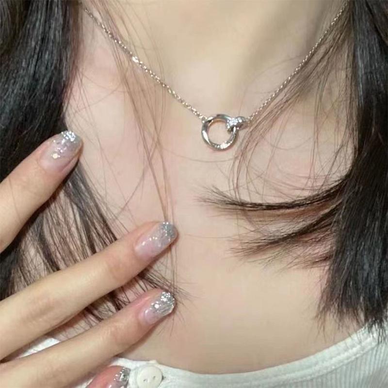 Mobius Intertwined Round Zirconia Couple Necklace Clavicle Chain Light Luxury Punk Geometric Sweet Cool Jewelry Party Gift