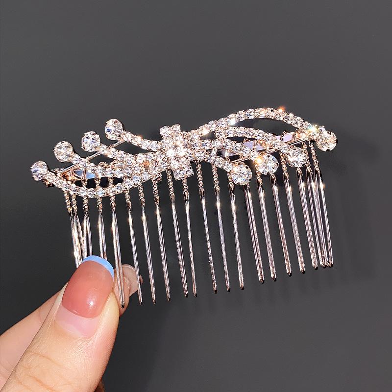 Non-Slip Crystal Pearl Hair Comb - Elegant Summer Headdress for Women
