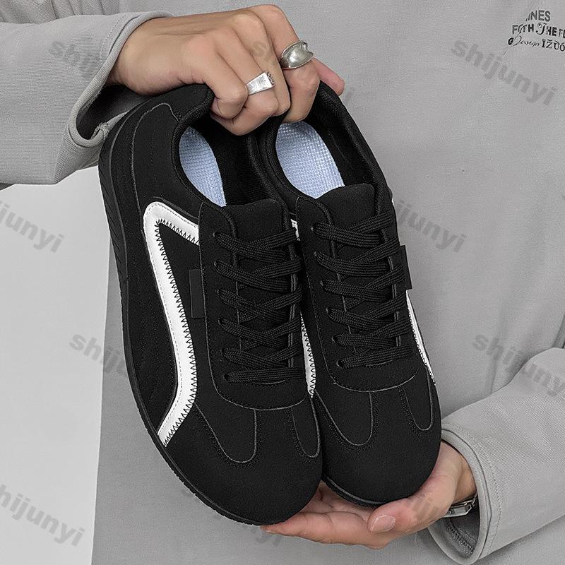Fashion Men's Sneakers Spring Autumn 2025 New Lightweight Comfortable Outdoor Non Slip Casual Shoes Fashion Cross Tied Soft Sole Flats
