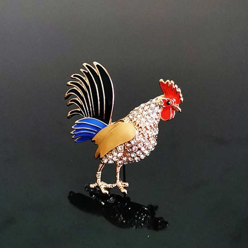 Kreativní brož s kovovým odznakem