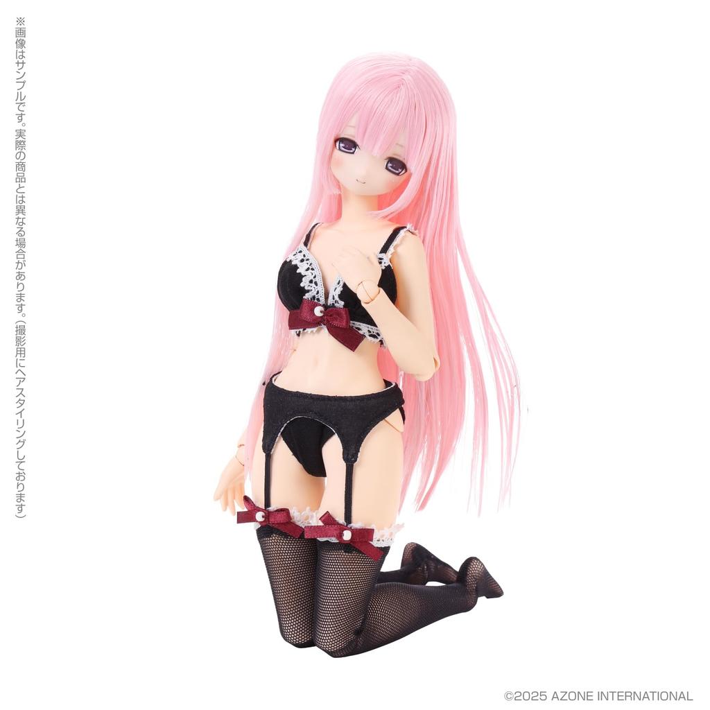 Azone International Family Mia Nocturnal Navy Articulated Doll ExCute (Loyal Maid, Ver.) Painted,