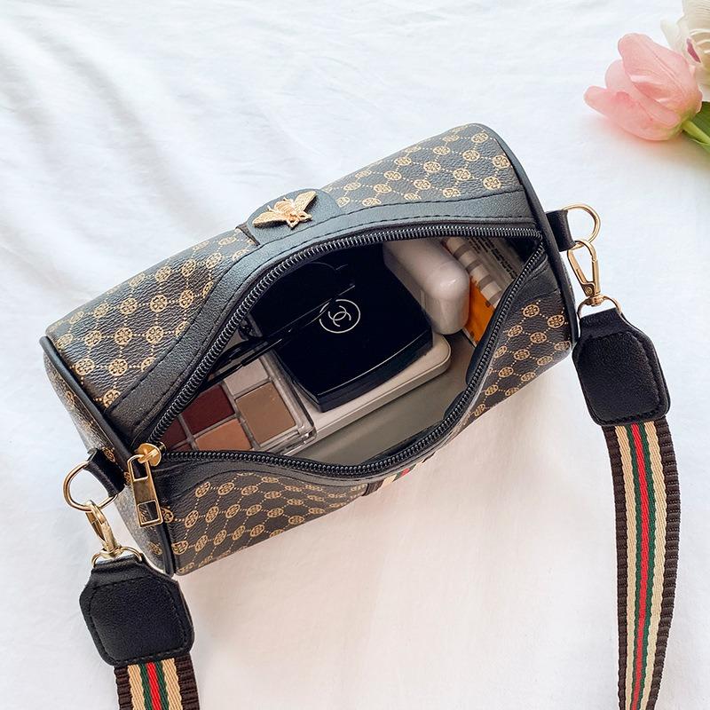 The New Women's Bag Is Printed with Contrasting Colors, Bee Ribbons, Cylindrical Shoulder Bag, and a Fashionable Mobile Phone Bag.