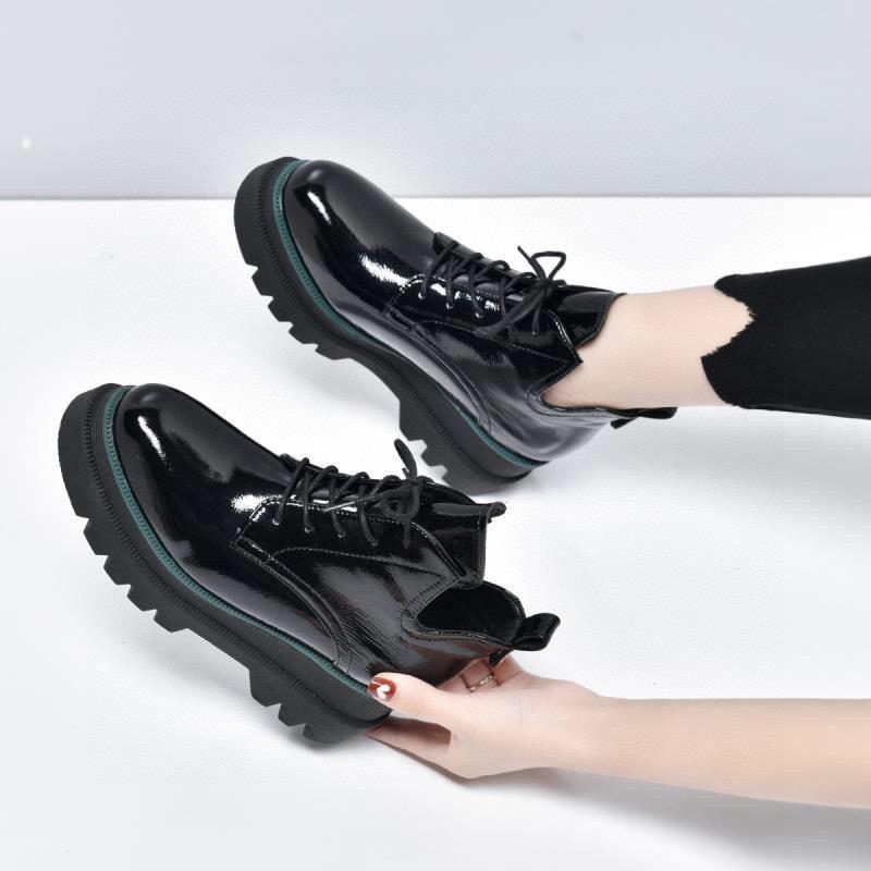 Platform shoes women's 2025 autumn and winter new black cow patent leather foreign style muffin heel casual deep mouth women's boots short boots