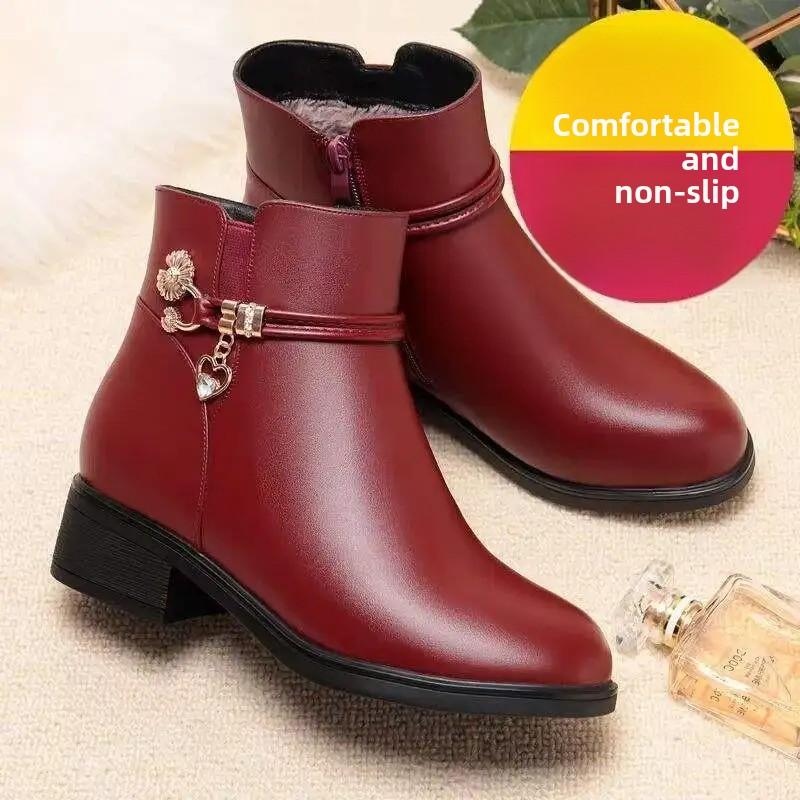 Soft Leather Cotton Shoes Thickened Women's Boots Mom Shoes Autumn Winter Warm Fluffy Mid-Calf Boots Sweet Style Rubber Surface