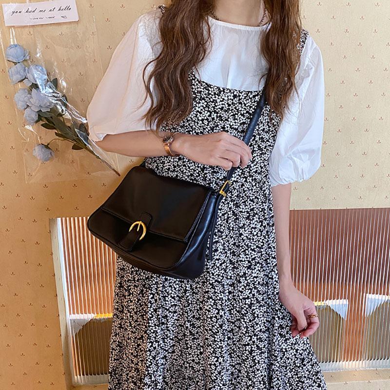 Schultertasche mit großer Kapazität im Muschel-Design, beliebte neue Retro-Schwarz-Achseltasche, modische, vielseitige Umhängetasche, Handtasche für Damen