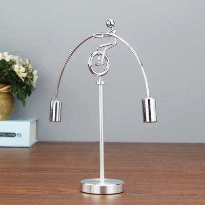 Unicycle Man Balance Decoration Physics Balance Toy Metal Balancing Rotating Little Man Home Office Desktop Ornament Birthday Gift