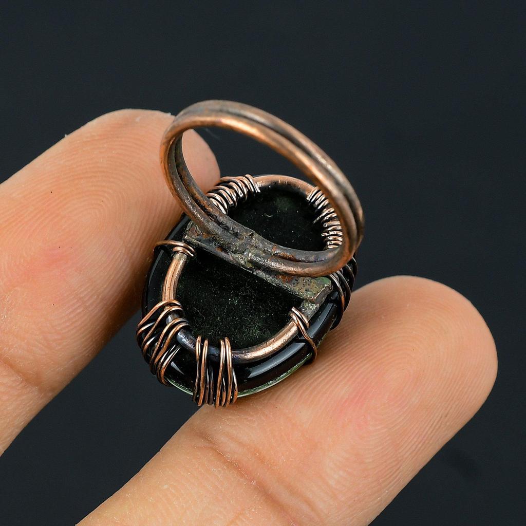 Australischer Triplet Opal Edelstein Kupferdraht gewickelt handgefertigter Schmuckring als Geschenk