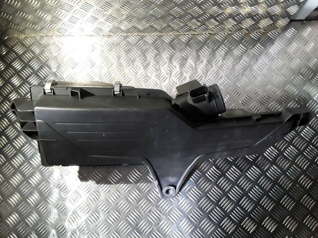 BMW F20/F21/F30/F31 Ansauggeräuschdämpfer 13717597582 - Neuer Heißer Verkauf