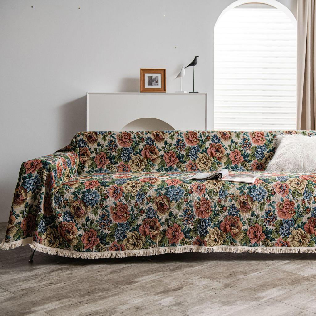 American Retro Non-Slip Stain-Resistant Jacquard Tassel Sofa Cover