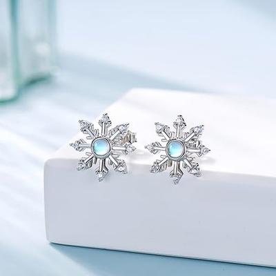 Huitan Graceful Snowflake Stud Earrings Lady  Color Shiny Zirconia Ear Studs Teen Girl Winter Christmas Accessories Gifts