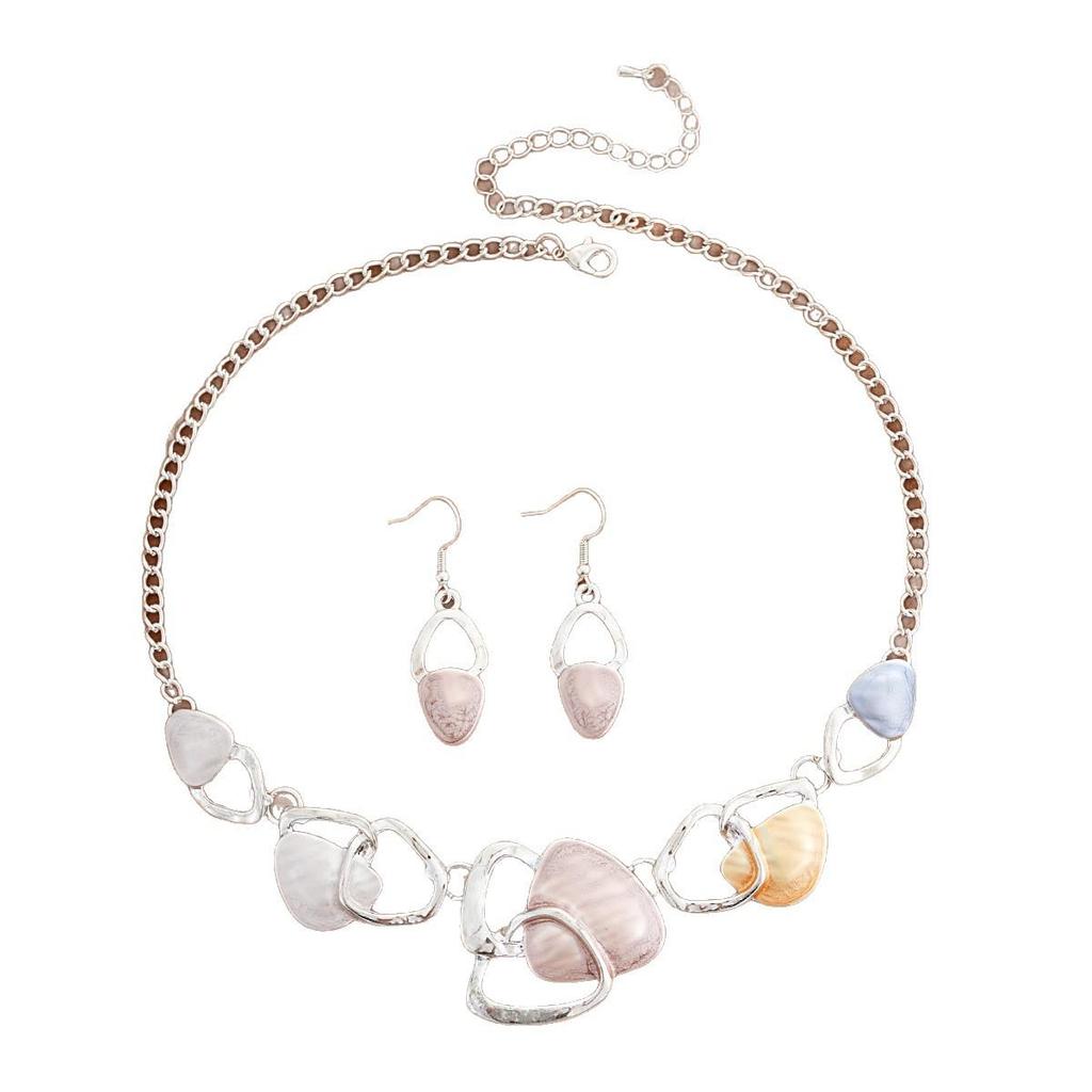 European & American Retro Style Luxury Necklace and Earring Set with Irregular Design Clavicle Chain