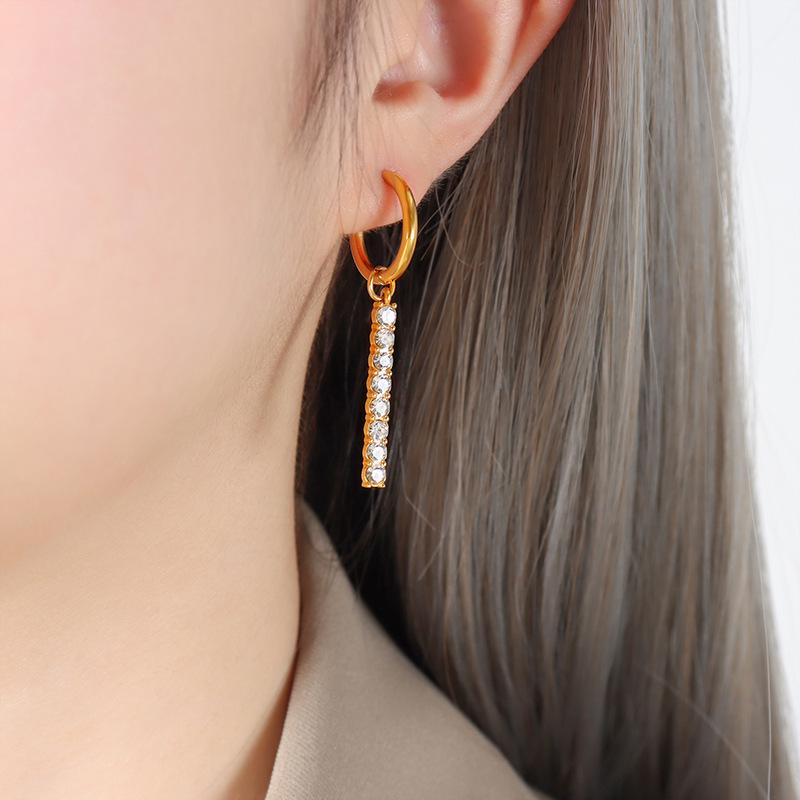 18K Gold European Retro Rhinestone Tassel Earrings for Women