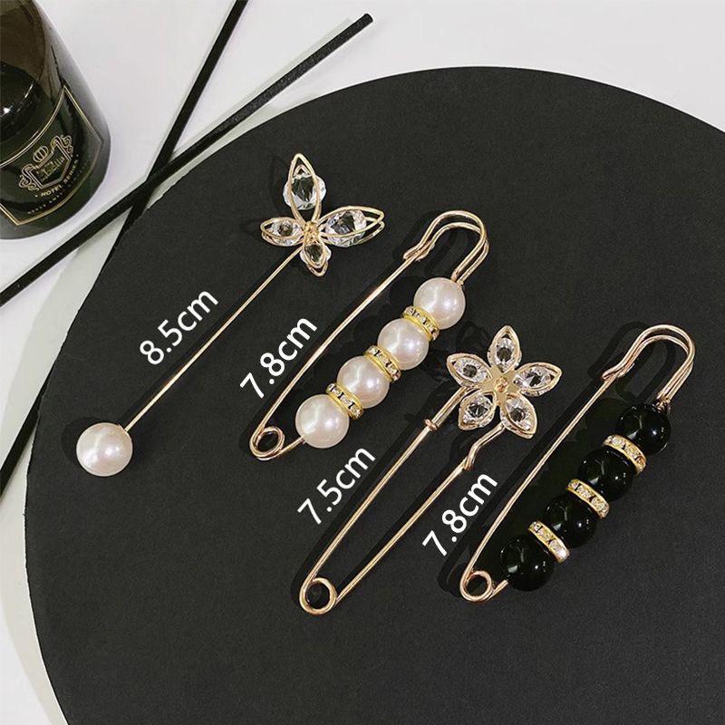 Elegant Pearl Flower Brooch for Women - Anti-Exposure Clothing Pin Accessory