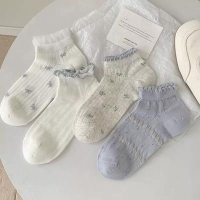 Women's Summer Slim Hollowed-out Small Floral School Style Boat Socks