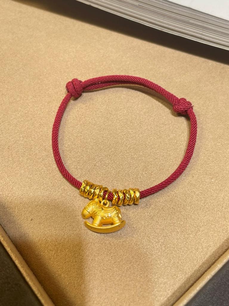 Hot Selling Zodiac Horse Bracelet Women's Light Luxury Niche Red Bracelet Temperament Versatile Bracelet