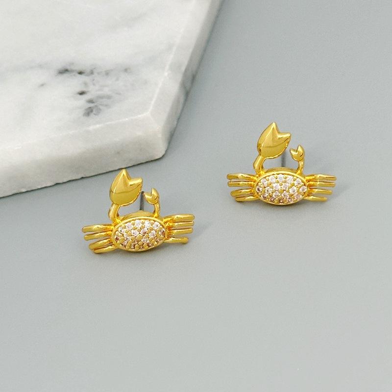 Design Fashionable Earrings Ocean Wind Small Crab Temperament Simple Stud Earrings