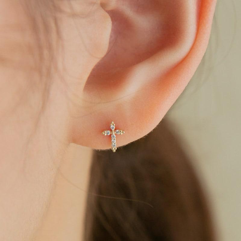 LUNNE 14k Cubic Cross Earrings (14k Gold) #ES23