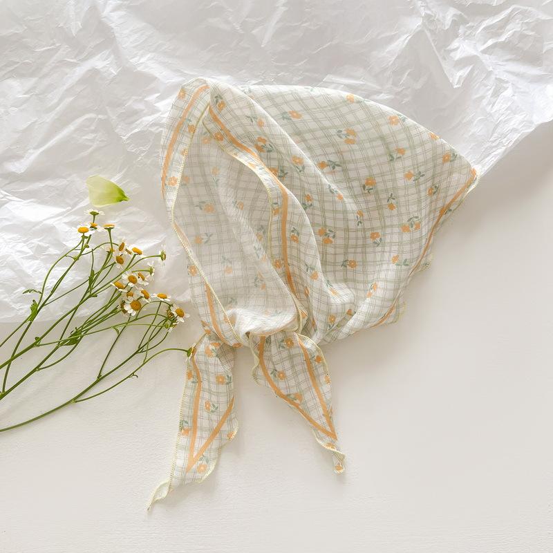 Small Floral French Countryside Style Triangular Headscarf Versatile Women In Summer Sweet Fresh Silk Scarf Internet Famous Photo