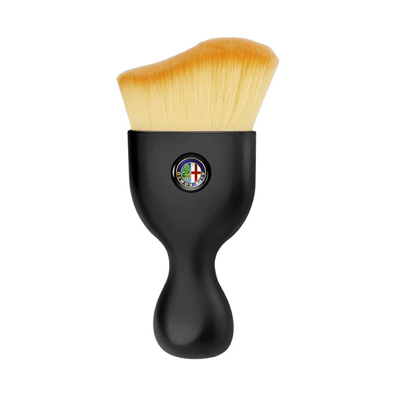 

2026 Hot Sticker Car Cleaning Tool Soft Brush Dust Remover Interior Accsesories For Alfa Romeo Giulietta 159 147 156 166 Mito Gi
