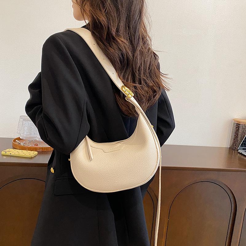Crescent Bag Women's New Versatile Shoulder Messenger Bag High-end Casual Fashion Saddle Bag