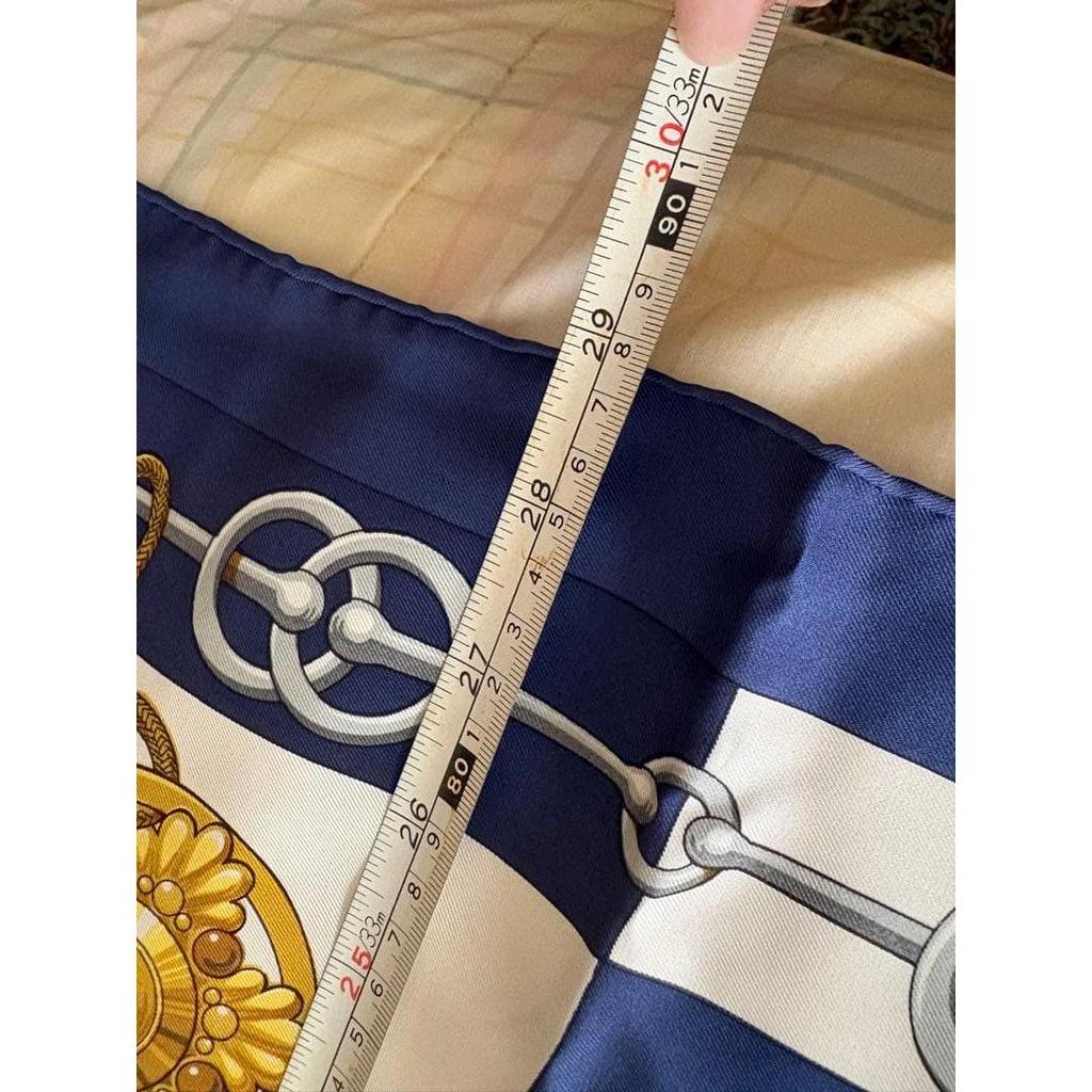 Used HERMES Large Scarf
