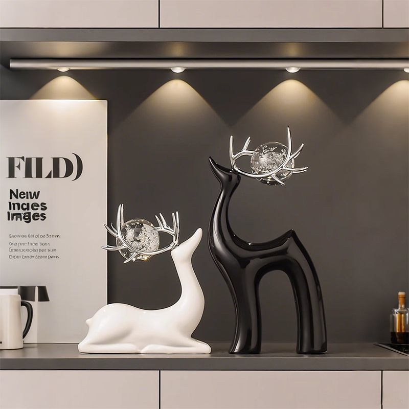 European Elegant Luxury Ceramic Elk Decorative Ornament – Home Living Room, Wine Cabinet, TV Cabinet, Hotel Lobby Decor