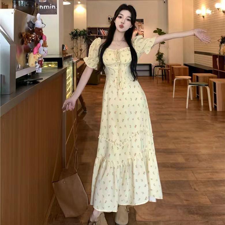 Plus Size Floral French Style Summer Dress - Elegant, Slimming, Waist-Cinched Cover-Up for Women XL (Recommended 120-140 lbs)