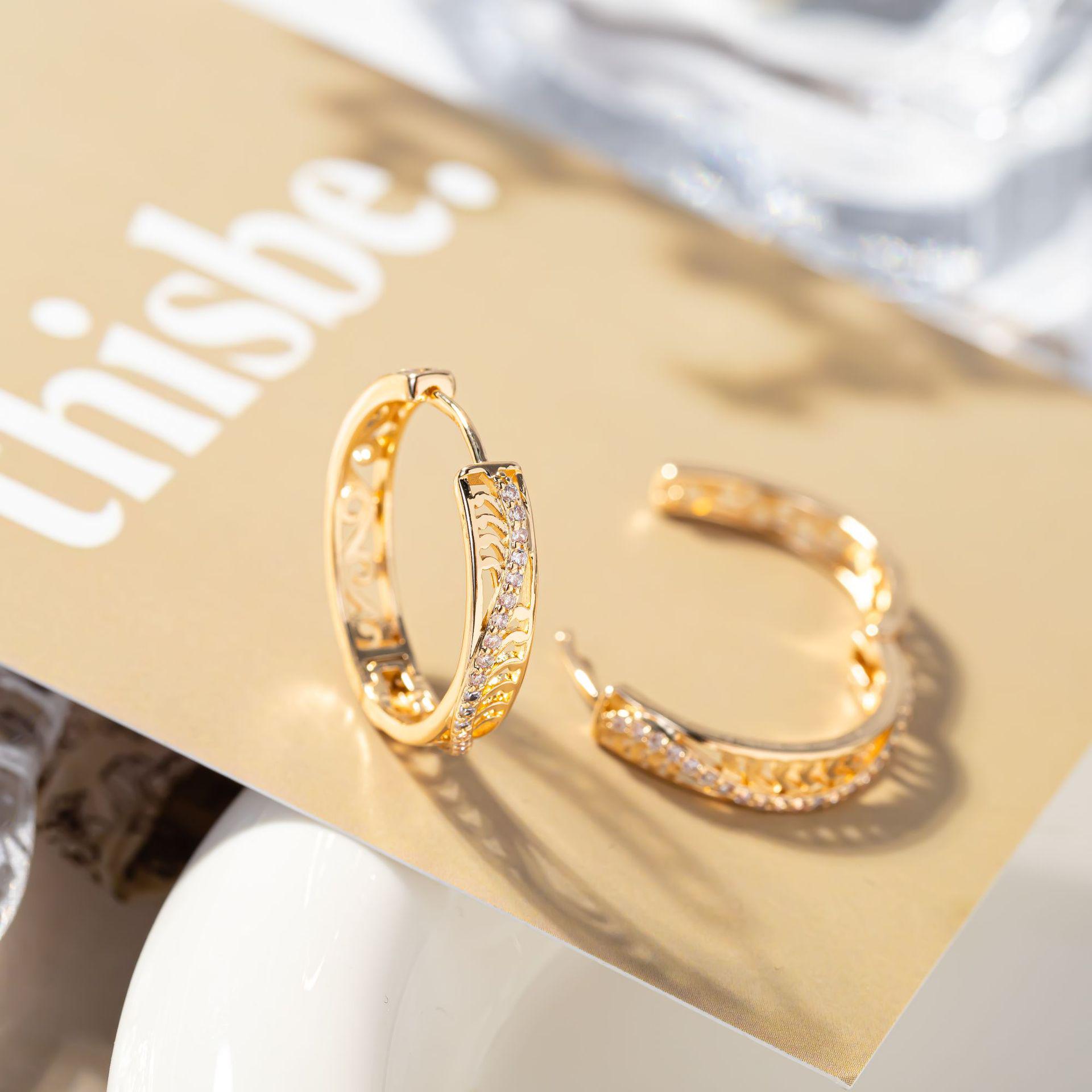 Korean Gold Plated Hollow Wave Ear Cuff - Delicate Zirconia Openwork Earrings, Niche Design