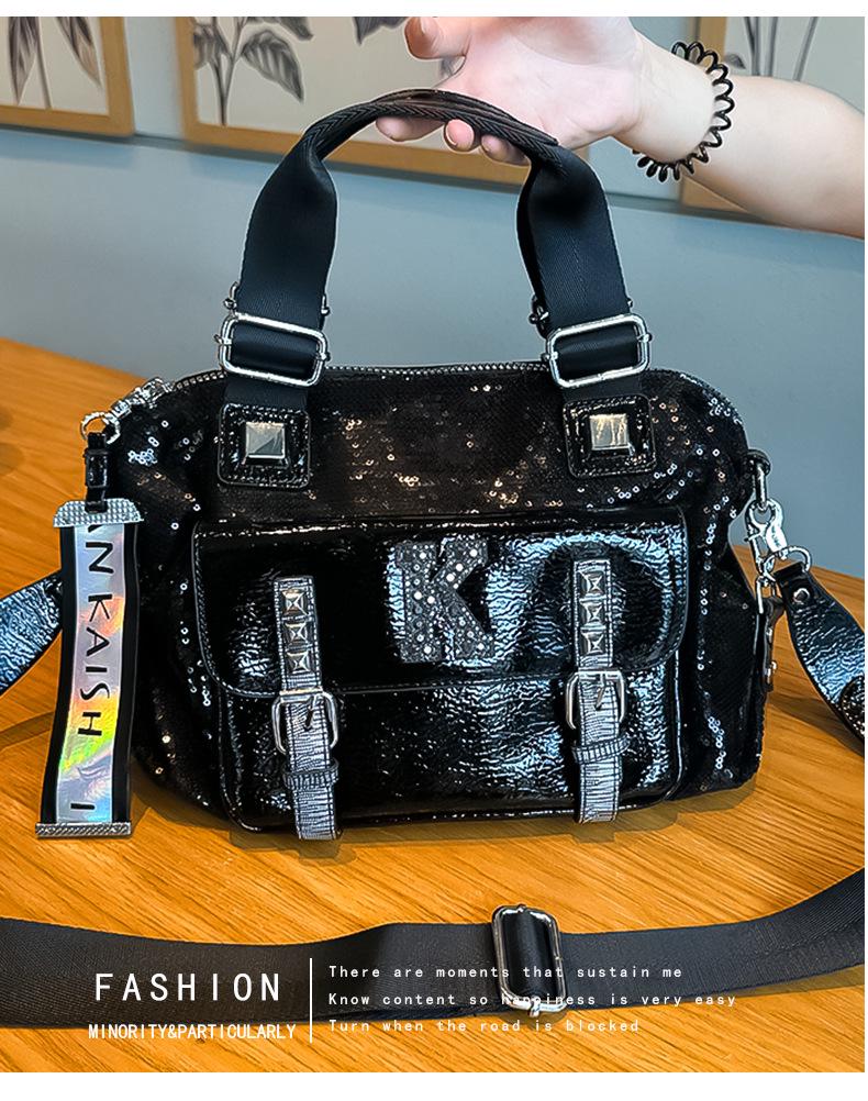 Luxusní dámská crossbody kabelka z roku 2025: Velká kapacita, evropská a americká móda, ideální pro maminky