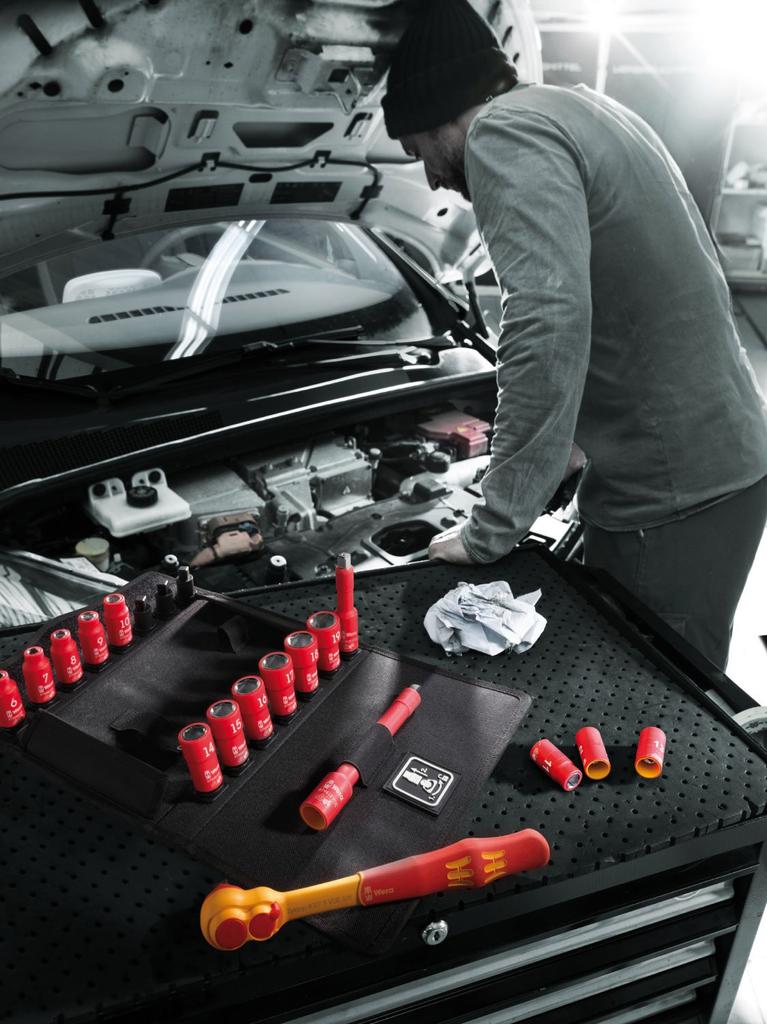 Wera 05004970001 Zyklop 8100 SB VDE 1 Insulated Ratchet 17 Pieces Imported from 3/8-inch Set, [Officially Japan]