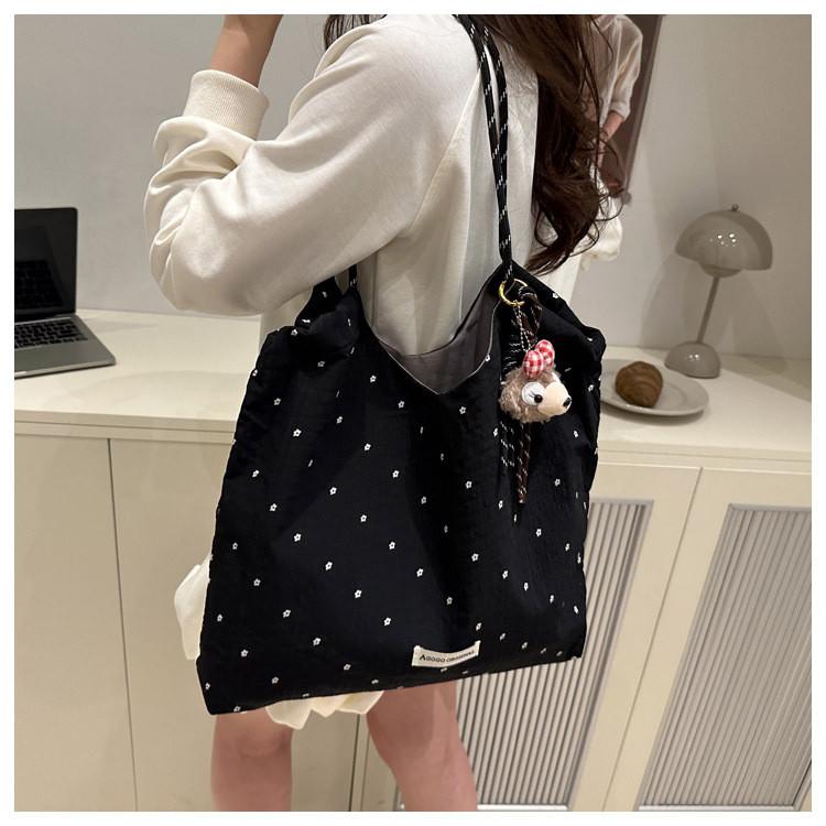 Simple Flower Pattern Women Casual Drawstring Shoulder Bag With Pendant For City Commuting