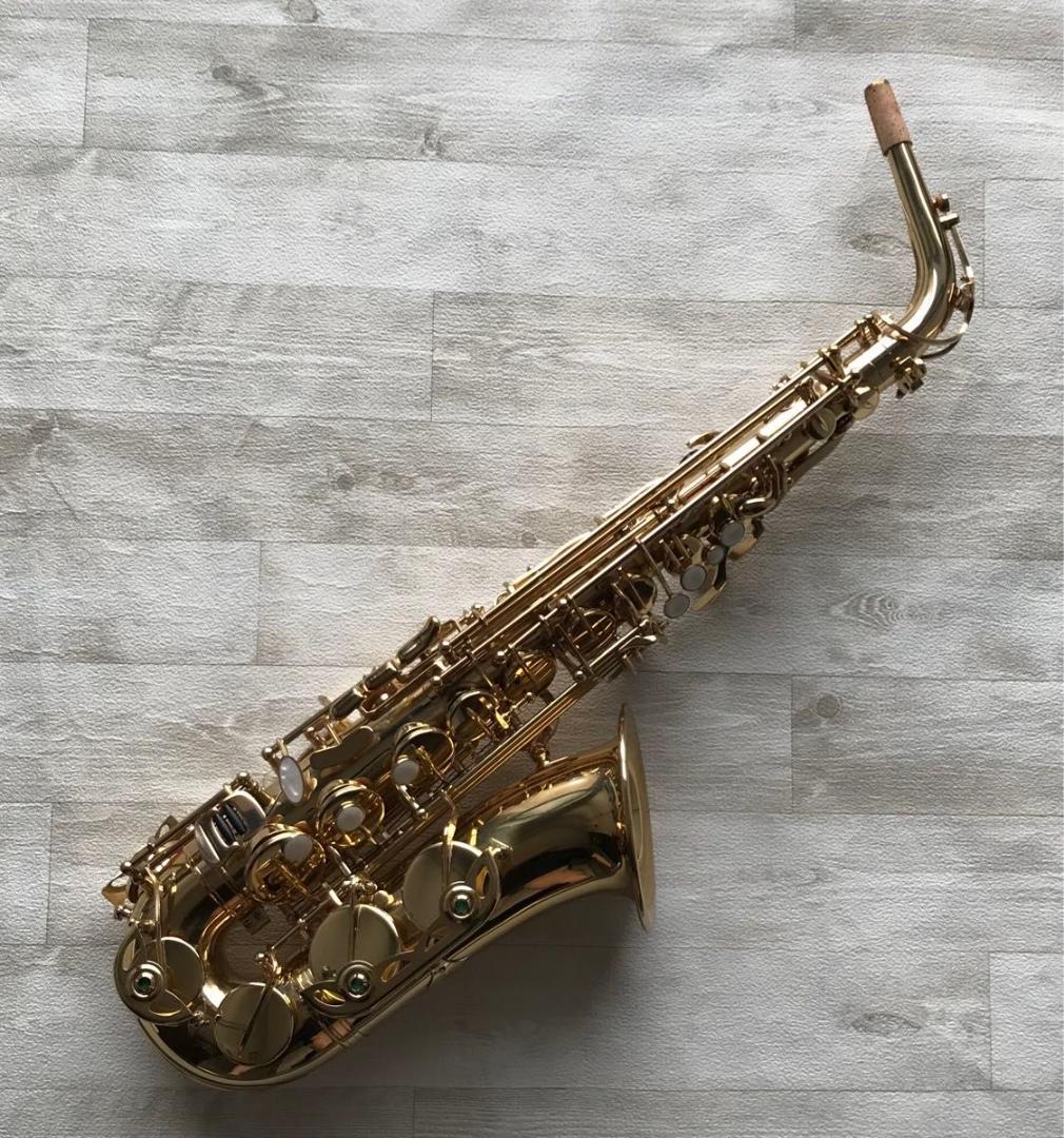 

[USED] This month s special offer! A luxurious alto saxophone set! Ready to play and check out the sound with the video!
