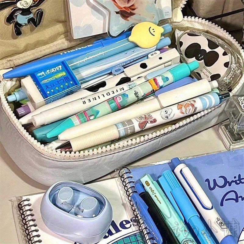 Cute Japanese Ins Small Fresh Simple Pencil Case Art Retro Large Capacity Girl Pen Bag with Clear Card Pocket Heart Shape Zipper