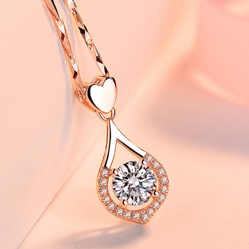 Fashion Silver Love Water Droplet Pendant Necklace Tenderness Like Water Vermiculite Feel Luxurious Christmas Love Pendant