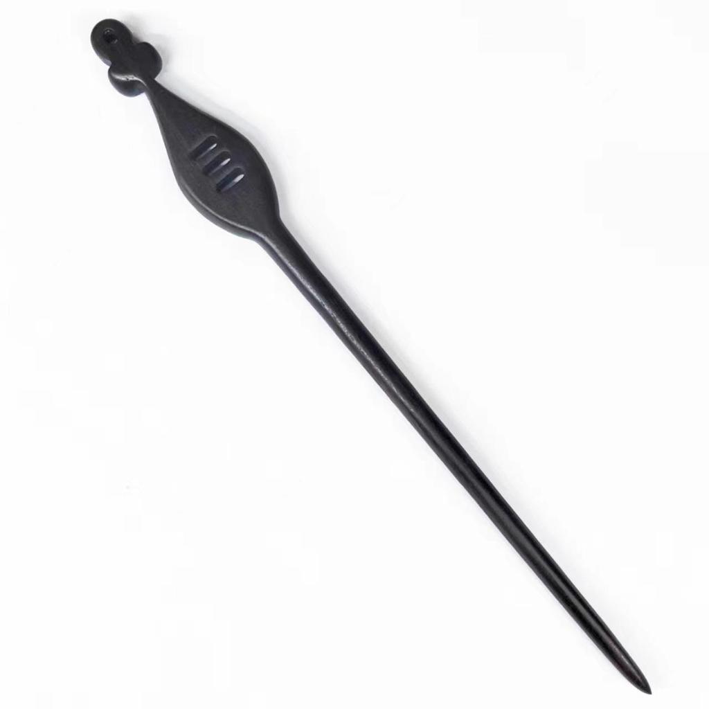 Black Sandalwood Openwork Hairpin – Wooden Chinese-Style Hair Accessory